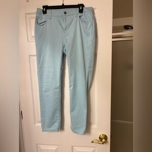 Chico’s Girlfriend Slim Leg Ankle pants. Size 1.